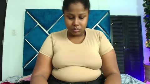 Snapshot of alexarousse4u chatting on May 24, 2:55 pm Alexa online show from May 24, 2:55 pm