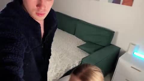 Snapshot of alexarti chatting on January 8, 11:01 am Alex online show from January 8, 11:01 am