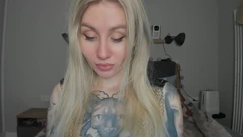 Snapshot of alexarush chatting on December 10, 6:06 pm alexarush online show from December 10, 6:06 pm