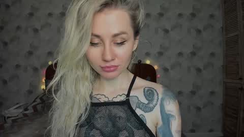 Snapshot of alexarush chatting on January 9, 6:04 pm alexarush online show from January 9, 6:04 pm