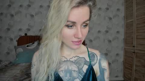 Snapshot of alexarush chatting on January 12, 6:05 pm alexarush online show from January 12, 6:05 pm