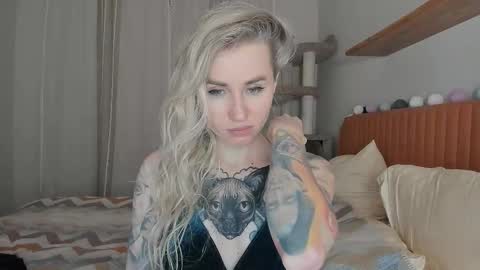 Snapshot of alexarush chatting on September 23, 6:11 pm alexarush online show from September 23, 6:11 pm