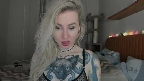 Snapshot of alexarush chatting on October 17, 5:26 pm alexarush online show from October 17, 5:26 pm