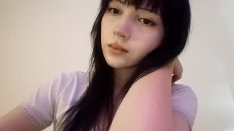 Snapshot of alexascherry chatting on August 4, 4:20 pm princess online show from August 4, 4:20 pm