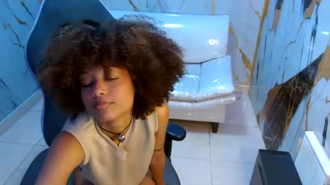 Snapshot of alexawet_ chatting on July 15, 2:22 pm Alexa online show from July 15, 2:22 pm