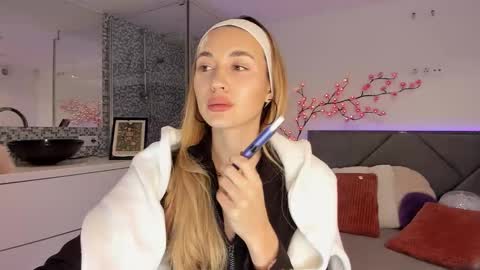 AlexaWilds online show from January 17, 2:22 pm