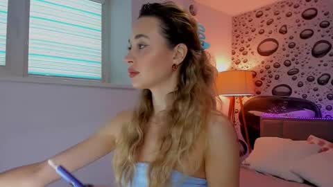 AlexaWilds online show from February 22, 12:47 pm