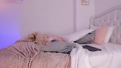 lexandra  online show from February 14, 7:49 am