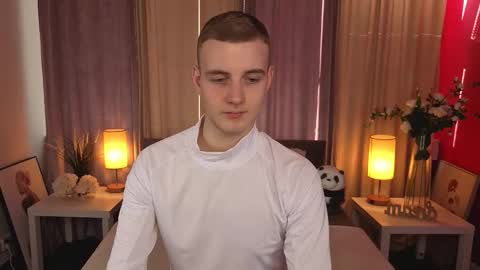 alexcolee online show from March 6, 2:46 pm