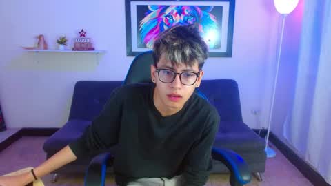 alex online show from April 30, 2:01 pm