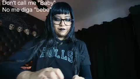 Snapshot of alexhoe_ chatting on June 20, 6:44 pm Alex online show from June 20, 6:44 pm