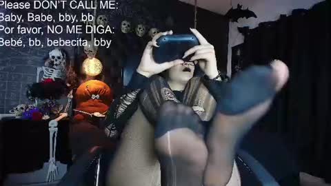 Snapshot of alexhoe_ chatting on July 16, 6:25 pm Alex online show from July 16, 6:25 pm