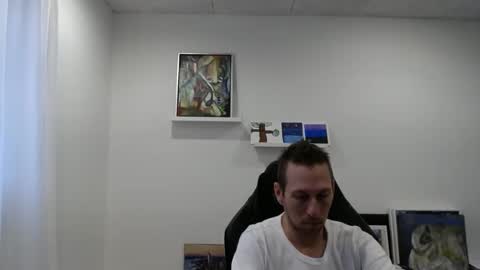 alexhunter4u online show from December 5, 9:28 am