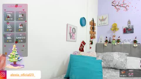 Snapshot of alexia_fit23 chatting on December 5, 1:47 am Alexia online show from December 5, 1:47 am