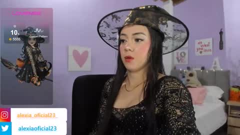 Snapshot of alexia_fit23 chatting on October 30, 8:16 am Alexia online show from October 30, 8:16 am
