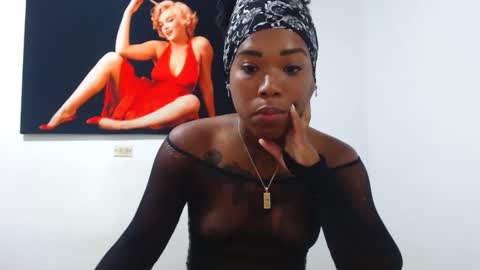 alexia_sinclaire24 online show from October 1, 12:05 am