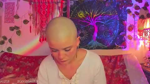 Snapshot of alexiafisher_ chatting on January 12, 2:06 am Alex online show from January 12, 2:06 am