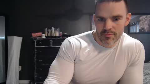 Snapshot of alexiarain chatting on February 6, 5:30 pm Alex online show from February 6, 5:30 pm