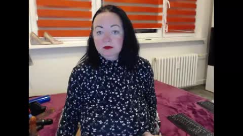 alexie33 online show from February 7, 3:55 am