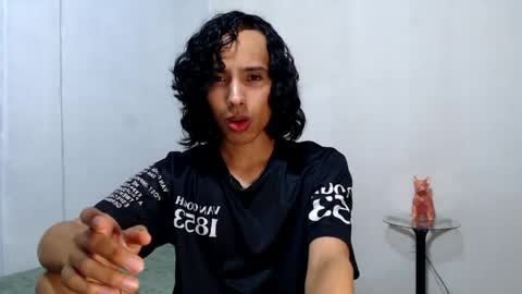 Alexis online show from April 2, 12:03 pm