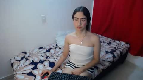 -- ALEXIS -- online show from February 17, 1:35 am