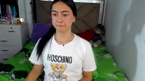 Snapshot of alexis_brown11 chatting on June 14, 2:24 am -- ALEXIS -- online show from June 14, 2:24 am