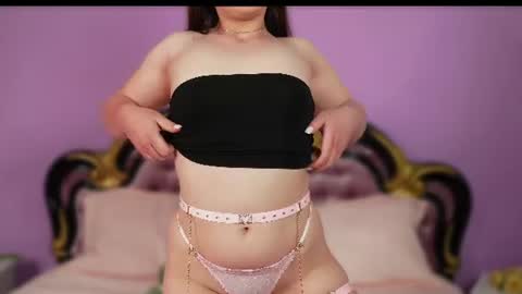 Snapshot of alexis_flower chatting on June 16, 6:21 pm Alexis online show from June 16, 6:21 pm