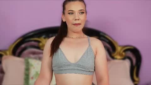 Alexis online show from July 1, 4:07 pm