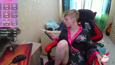 Snapshot of alexis_gordon chatting on January 18, 9:56 am Alexis online show from January 18, 9:56 am