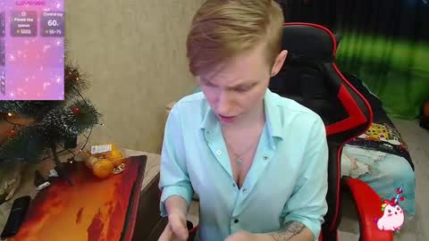 Snapshot of alexis_gordon chatting on January 24, 10:30 pm Alexis online show from January 24, 10:30 pm