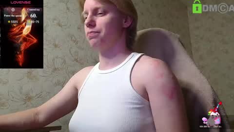 Alexis online show from April 29, 8:26 pm