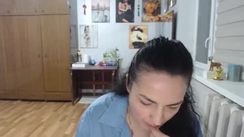 AlexisMillers online show from March 15, 9:21 pm