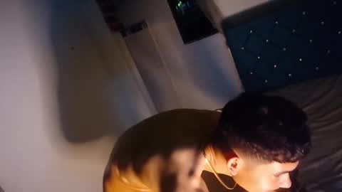 Alexis online show from December 31, 8:04 am