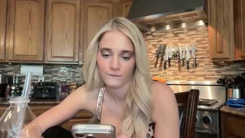 alexispaige06 online show from February 23, 11:13 pm