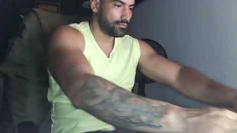 Snapshot of alexisrodriguez_ chatting on September 10, 5:07 am alexisrodriguez_ online show from September 10, 5:07 am