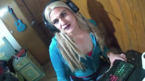 Snapshot of alexiss699 chatting on December 18, 4:31 am alexiss699 online show from December 18, 4:31 am