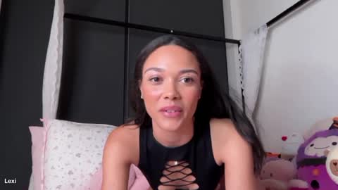 Snapshot of alexistaylorx chatting on February 25, 2:54 am Lexi online show from February 25, 2:54 am