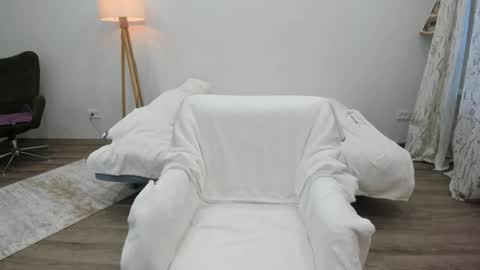 Sosweetcherry online show from October 28, 1:42 am