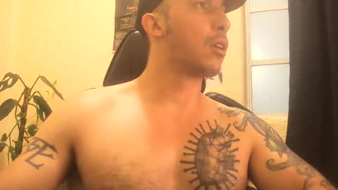 Snapshot of alexopenmind21 chatting on June 12, 2:32 am Alexxx online show from June 12, 2:32 am