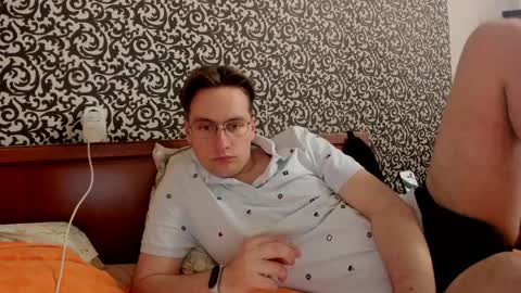 alexs9xtime online show from April 30, 11:49 am