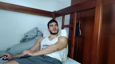 alexsb1998 online show from February 24, 6:28 pm