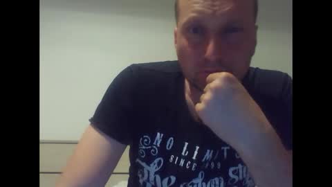Snapshot of alexswitch8888 chatting on May 26, 8:27 pm Alex online show from May 26, 8:27 pm
