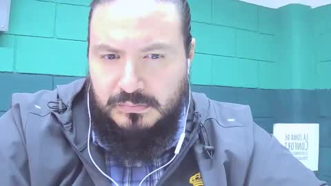 Snapshot of alextambet chatting on February 25, 7:36 pm alextambet online show from February 25, 7:36 pm