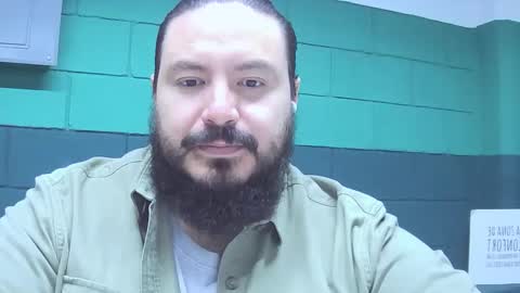 Snapshot of alextambet chatting on February 26, 12:47 pm alextambet online show from February 26, 12:47 pm