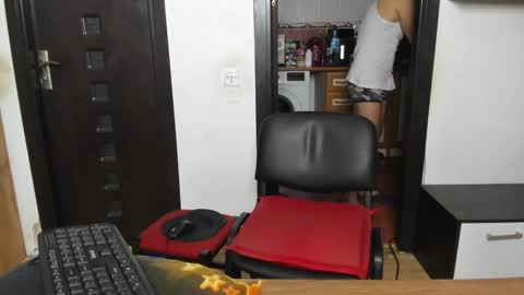 Snapshot of alexwithers1 chatting on December 13, 5:38 am call me ALEXANDER THE GREAT online show from December 13, 5:38 am