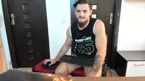 Snapshot of alexwithers1 chatting on December 13, 12:28 pm call me ALEXANDER THE GREAT online show from December 13, 12:28 pm