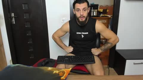 Snapshot of alexwithers1 chatting on December 21, 2:04 pm call me ALEXANDER THE GREAT online show from December 21, 2:04 pm