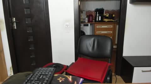 Snapshot of alexwithers1 chatting on December 30, 2:53 am call me ALEXANDER THE GREAT online show from December 30, 2:53 am