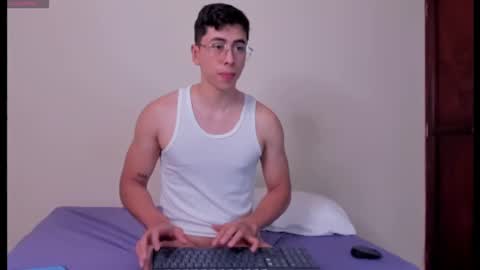 Snapshot of alexx_oconor chatting on December 29, 5:54 pm Alex Oconnor online show from December 29, 5:54 pm