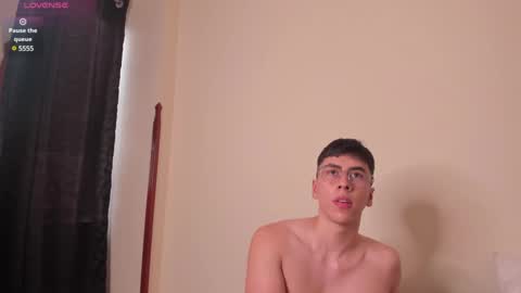 Snapshot of alexx_oconor chatting on February 20, 3:52 pm Alex Oconnor online show from February 20, 3:52 pm